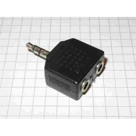 ADATTATORE 2 X P/JACK 3,5 - 1 X S/JACK STEREO