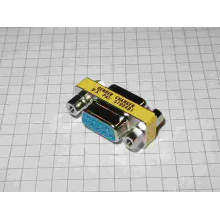 ADATTATORE SUB-D MINI 9-F / 9-F